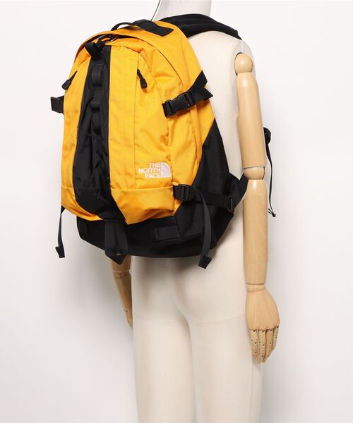 THE NORTH FACE(ザノースフェイス)の「【THE NORTH FACE/ザ ノースフェイス】KINKAJOU(バックパック/リュック・メンズ・ブラック/カーキ/ダークグリーン/イエローゴールド・FREE)」の5枚目の写真