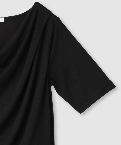 Mac-House(マックハウス)の「milli de l'air ドレープネックプルオーバー(Tシャツ/カットソー・レディース・ライトグレー/オフホワイト/ブラック・M)」の5枚目の写真