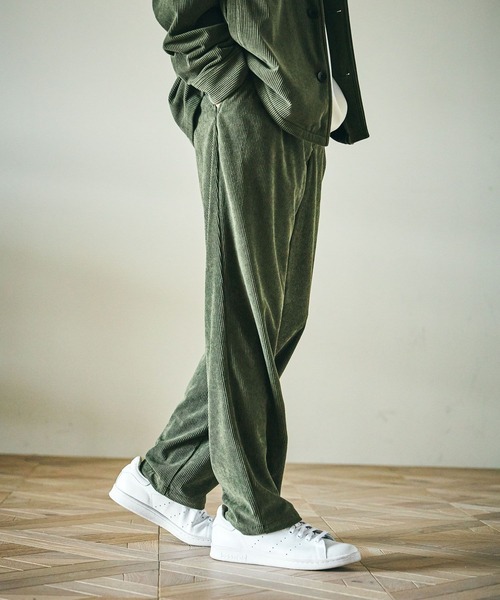 LAKOLE(ラコレ)の「コーデュロイストレートスリムパンツ / 590553(その他パンツ・メンズ・ブラウン/グレイッシュベージュ/ブラック/オリーブ・LARGE/MEDIUM/SMALL)」の11枚目の写真