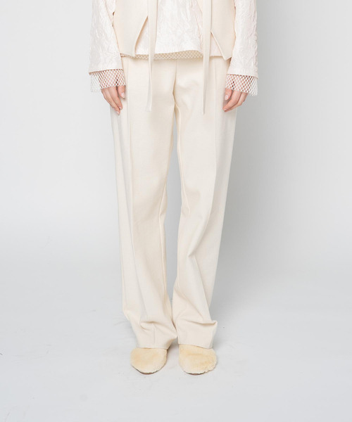 muller of yoshiokubo（ミュラーオブヨシオクボ）の「muller of yoshiokubo ミュラーオブヨシオクボ / BUMPY WOOL PANTS バンピーウールパンツ / MLF25413（その他パンツ・レディース・ブラック/ベージュ/アイボリー・36/38）」の2枚目の写真