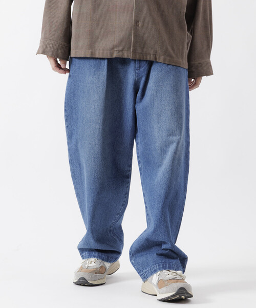 FREAK'S STORE（フリークスストア）の「FREAK’S STORE/フリークスストア ワイドテーパード デニム スラックスパンツ（デニムパンツ・メンズ・ライトグレー/ネイビー/ブラック/ブルー・SMALL/LARGE/MEDIUM）」の4枚目の写真