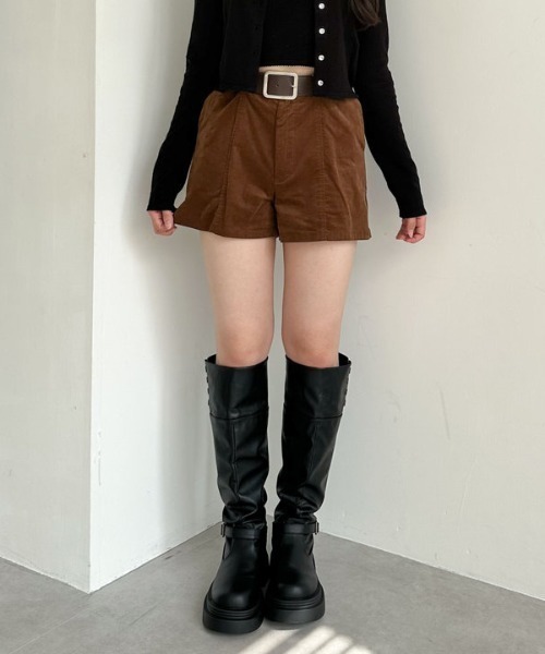 archives（アルシーヴ）の「ローウエストコーデュロイショートパンツ（その他パンツ・レディース・ブラウン/キャメル・MEDIUM）」の11枚目の写真