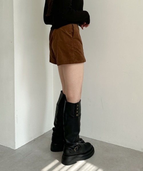 archives（アルシーヴ）の「ローウエストコーデュロイショートパンツ（その他パンツ・レディース・ブラウン/キャメル・MEDIUM）」の14枚目の写真