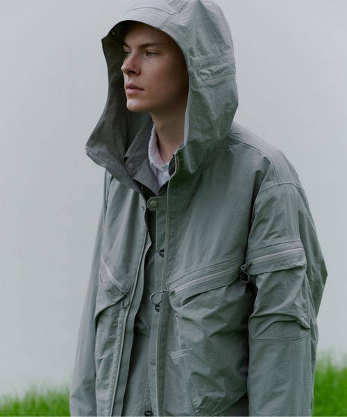 CMF OUTDOOR GARMENT（シーエムエフアウトドアガーメント）の「CMF OUTDOOR GARMENT/シーエムエフ アウトドアガーメント　別注 WEIRED SHELL（マウンテンパーカー・メンズ・ブラック/グレー・L/XL/M）」の19枚目の写真