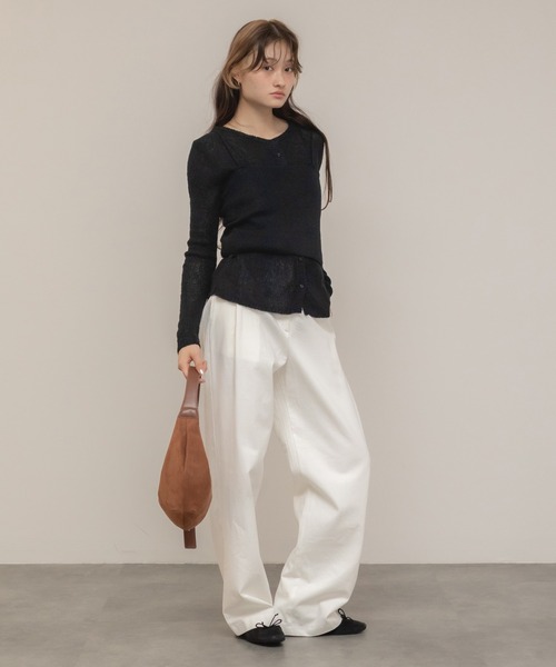 HEILIS(ヘイリス)の「ビスチェ付きレイヤードニットトップス / コンパクト クルーネック 長袖 無地 ガーリー ノームコア カジュアル シンプル 韓国 ブラック ブラウン オフィスカジュアル 秋服 冬服 ニット 赤カーディガン(ニット/セーター・レディース・ブラック/ブラウン・FREE)」の16枚目の写真
