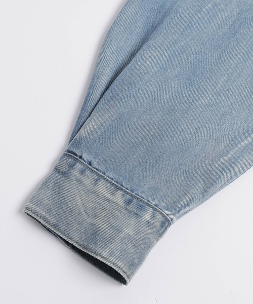 AMELY（エミリー）の「ラウンドヘムデニムシャツ（シャツ/ブラウス・レディース・ブラック/ライトブルー/ブルー・フリー）」の16枚目の写真