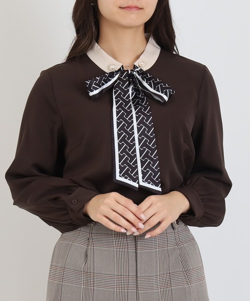 TRUDEA(トルディア)の「スカーフボウタイとろみブラウス(シャツ/ブラウス・レディース・ブラック/ホワイト/ブラウン・MEDIUM)」の9枚目の写真