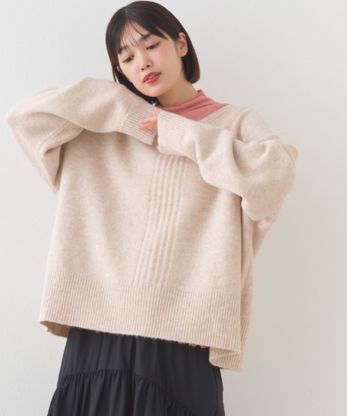 OMNES（オムネス）の「メランジVネックオーバーシルエットニットプルオーバー（ニット/セーター・レディース・ベージュ/ブラウン/ライトグレー/グレー・FREE）」の4枚目の写真