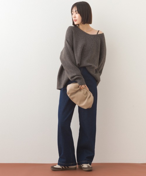 OMNES（オムネス）の「メランジVネックオーバーシルエットニットプルオーバー（ニット/セーター・レディース・ベージュ/ブラウン/ライトグレー/グレー・FREE）」の18枚目の写真