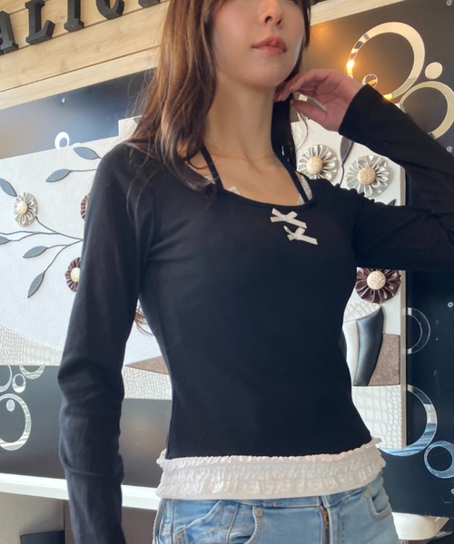 tolene(トレネ)の「レース使いフェイクレイヤードワイドネックロングスリーブトップス(Tシャツ/カットソー・レディース・グレー/ブラック・FREE)」の8枚目の写真