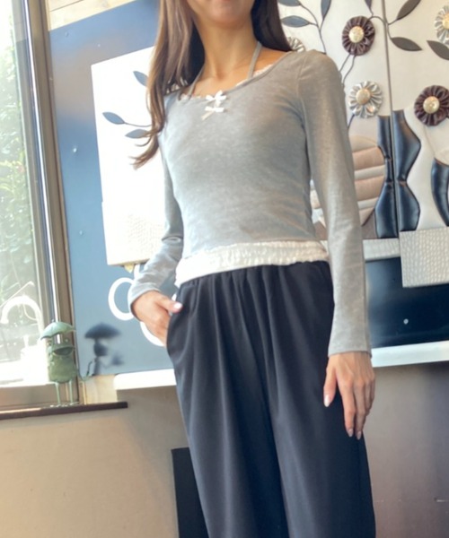 tolene(トレネ)の「レース使いフェイクレイヤードワイドネックロングスリーブトップス(Tシャツ/カットソー・レディース・グレー/ブラック・FREE)」の18枚目の写真