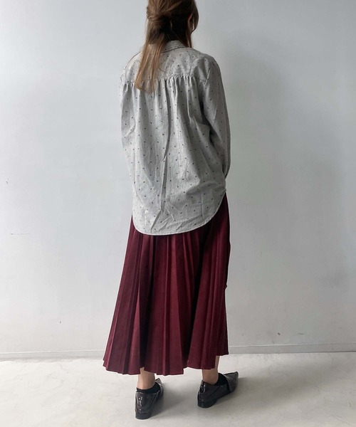 AS KNOW AS plus(アズノゥアズプラス)の「♪多釦スキッパーシャツ(シャツ/ブラウス・レディース・グレイッシュベージュ/ブラック系/ブラック系1/ホワイト系/ホワイト系2/ブラック系2・FREE)」の11枚目の写真