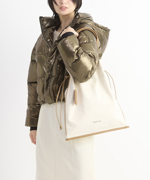 CONVERSE TOKYO(コンバーストウキョウ)の「【HL】METALLIC SHORT DOWN JACKET(ダウンジャケット/コート・レディース・シルバー/ブラック/カーキ・FREE)」の2枚目の写真
