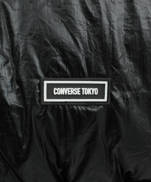 CONVERSE TOKYO(コンバーストウキョウ)の「【HL】METALLIC SHORT DOWN JACKET(ダウンジャケット/コート・レディース・シルバー/ブラック/カーキ・FREE)」の9枚目の写真