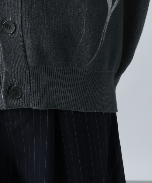 HARE（ハレ）の「デジタルフラワーモチーフカーディガン(HARE)（カーディガン/ボレロ・メンズ・ブルー/ブラック・FREE）」の7枚目の写真