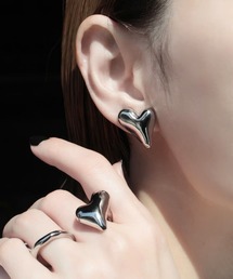 norme（ノーム）の「ディストート ハート イヤリング / Distort heart earring（イヤリング）」