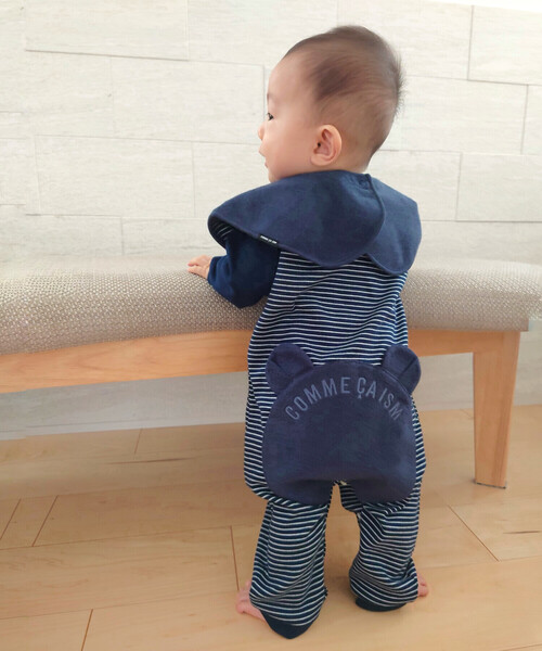 COMME CA ISM（コムサイズム）の「クマ耳付き おしりパッチ ツーウェイオール（ロンパース・キッズ・ネイビー/ベージュ・60-80cm）」の2枚目の写真