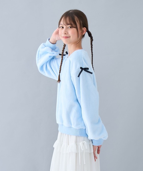 Amourire girl（アムリールガール）の「ぽわん袖フリースプルオーバー（スウェット・キッズ・オフホワイト/サックスブルー・140cm/130cm/160cm/150cm）」の11枚目の写真