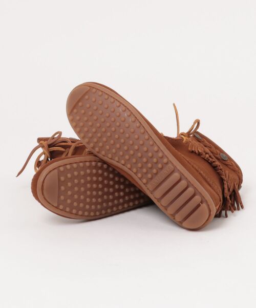 Minnetonka（ミネトンカ）の「【RES】【ミネトンカ MINNETONKA】 ダブルフリンジ トランパー ブーツ（ブーツ・レディース・ブラウン・US5）」の3枚目の写真