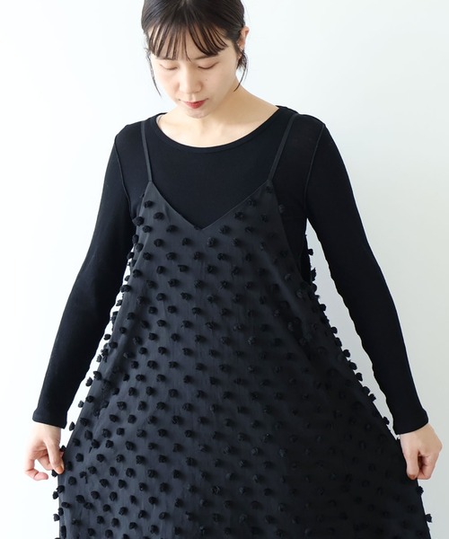 yuni（ユニ　）の「△dotジャカード 2way ジャンパースカート（ジャンパースカート・レディース・キナリ/ブラック・FREE）」の4枚目の写真