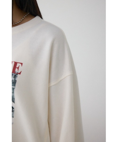 AZUL by moussy（アズールバイマウジー）の「フォトプリントスウェット（スウェット・レディース・アイボリー/ブラック/杢グレー・FREE）」の13枚目の写真