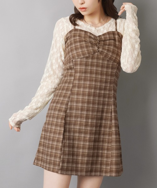 SPINNS（スピンズ）の「チェックミニキャミワンピース/ギャザー（ワンピース・レディース・ブラック/ブラウン/レッド・ONESIZE）」の7枚目の写真