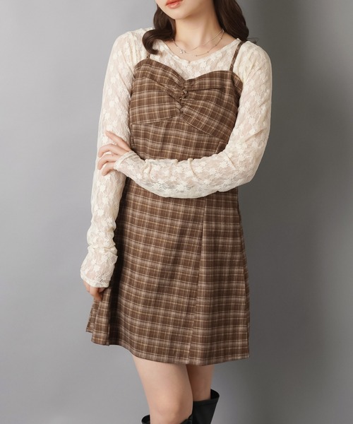 SPINNS（スピンズ）の「チェックミニキャミワンピース/ギャザー（ワンピース・レディース・ブラック/ブラウン/レッド・ONESIZE）」の8枚目の写真