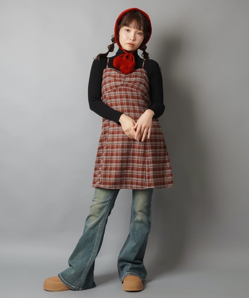SPINNS（スピンズ）の「チェックミニキャミワンピース/ギャザー（ワンピース・レディース・ブラック/ブラウン/レッド・ONESIZE）」の19枚目の写真