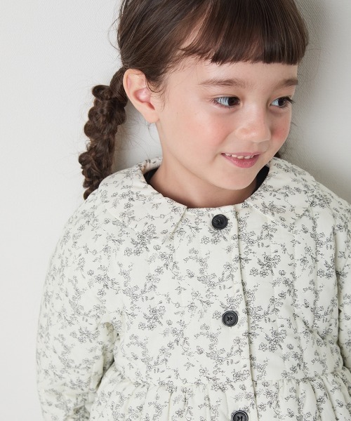riziere（リジェール）の「【リンクコーデ】キルティング花柄コート（その他アウター・キッズ・オフホワイト・90/100/110/120/130/140/150）」の7枚目の写真