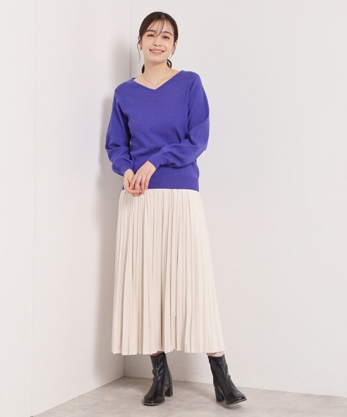 ITS'DEMO（イッツデモ）の「【手洗い可】アンジェリーナ総針vネックニット（ニット/セーター・レディース・ライトグレー/オフホワイト/ブラック/ベビーピンク/パープル系4・00）」の11枚目の写真