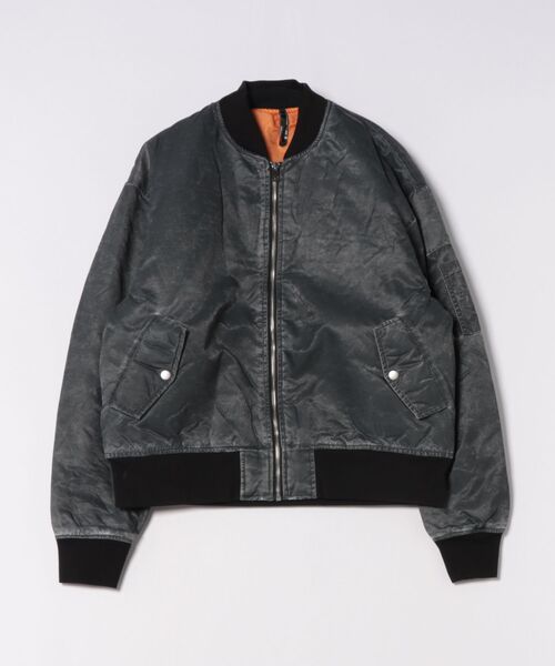 Revo.（レボ）の「ヴィンテージ加工 ヘビーナイロンツイル MA-1 パデッド ブルゾン 中綿ジャケット（MA-1・メンズ・ブラック/カーキ・M/L/XL）」の2枚目の写真