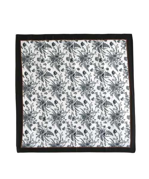 colleca la（コレカラ）の「［90cm×90cm］大判ツイルプリントスカーフ（バンダナ/スカーフ・レディース・その他1/その他2/その他3・FREE）」の14枚目の写真