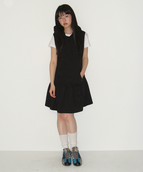 RONRON(ロンロン)の「LAYERED SLEEVELESS HOODIE DRESS BLACK(ワンピース・レディース・その他・FREE)」の1枚目の写真