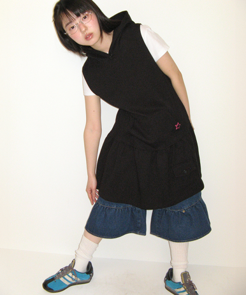 RONRON(ロンロン)の「LAYERED SLEEVELESS HOODIE DRESS BLACK(ワンピース・レディース・その他・FREE)」の3枚目の写真