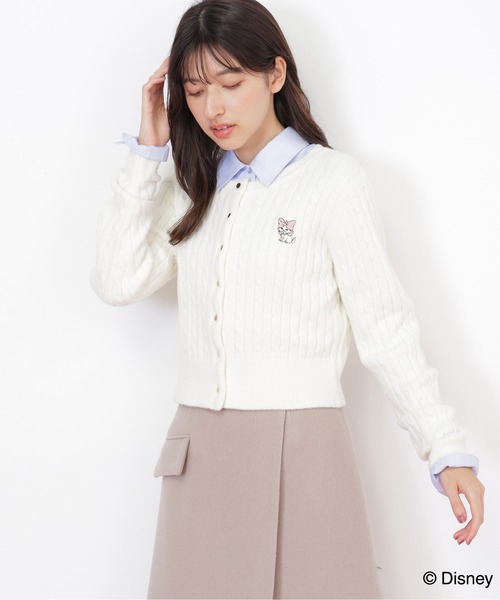 JILL by JILL STUART（ジルバイジルスチュアート）の「Disney Marie/シャギーケーブルカーディガン（ニット/セーター・レディース・ピンク/グレー/ホワイト・FREE）」の5枚目の写真