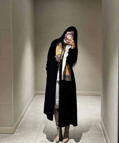 AVANDRESS(アバンドレス )の「Beth Handmade Wool Coat BLACK(チェスターコート・レディース・ブラック・SMALL/MEDIUM)」の7枚目の写真