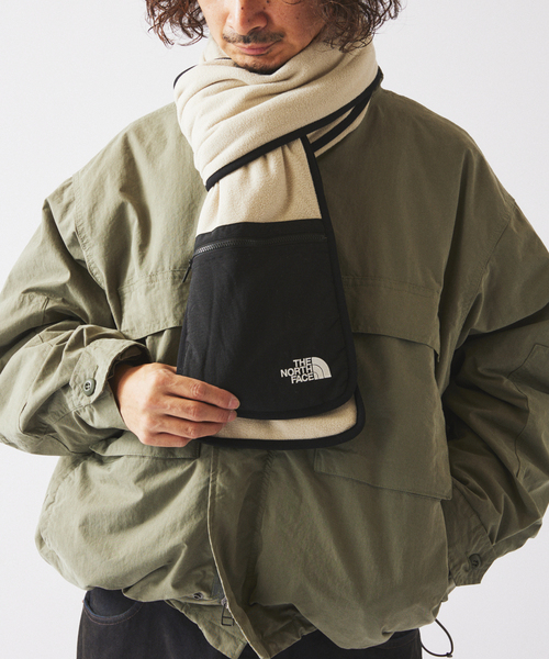 THE NORTH FACE(ザノースフェイス)の「THE NORTH FACE /ノースフェイス マイクロフリースマフラー NN72515(マフラー・メンズ・ベージュ/ブラック/アイボリー・FREE)」の7枚目の写真