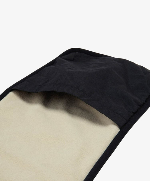 THE NORTH FACE(ザノースフェイス)の「THE NORTH FACE /ノースフェイス マイクロフリースマフラー NN72515(マフラー・メンズ・ベージュ/ブラック/アイボリー・FREE)」の17枚目の写真