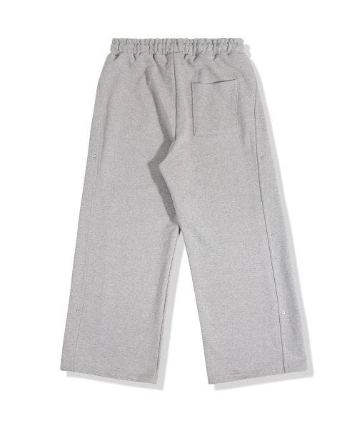 GUBIN（グビン）の「フォールディングラインスウェットパンツ（スウェットパンツ・レディース・その他・LARGE/SMALL/MEDIUM）」の3枚目の写真