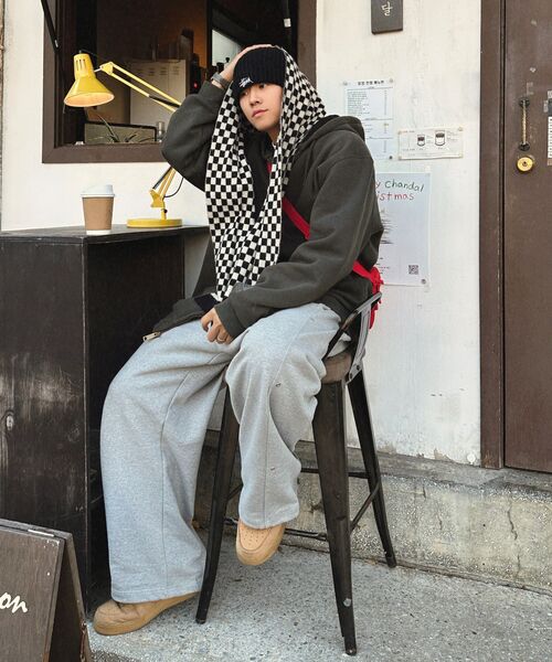 GUBIN（グビン）の「フォールディングラインスウェットパンツ（スウェットパンツ・レディース・その他・LARGE/SMALL/MEDIUM）」の20枚目の写真