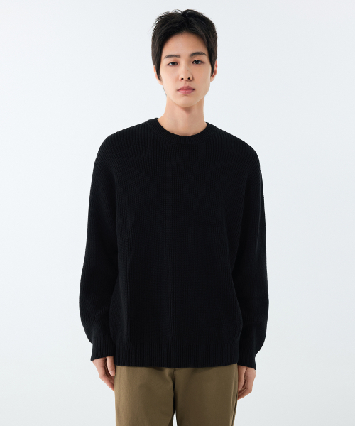 MUSINSA STANDARD（ムシンサスタンダード）の「コットンリブクルーネックニット[ブラック]（ニット/セーター・メンズ・その他・SMALL/MEDIUM/LARGE/X-LARGE/XX-LARGE）」の3枚目の写真