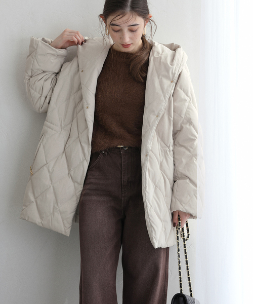 La TOTALITE（ラトータリテ）の「ダイヤステッチダウンコート（ダウンジャケット/コート・レディース・ブラック/ベージュ・FREE）」の14枚目の写真