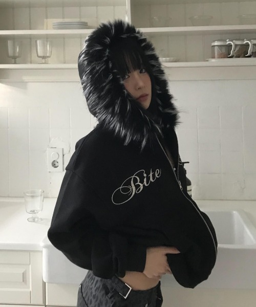 セール】裏起毛ファーフード刺繍ロゴダブルジップパーカー/ファー付き