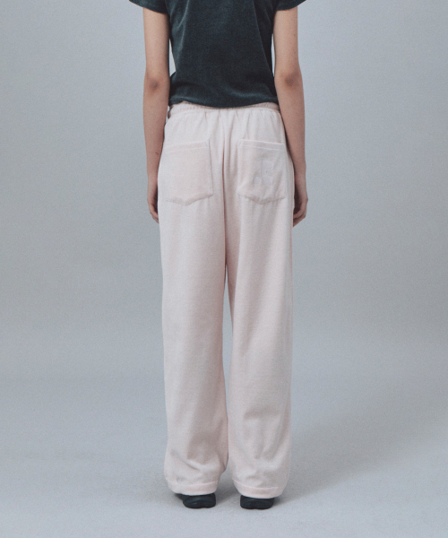 Rest&Recreation(レストアンドレクリエーション)の「VELVET PANTS - LIGHT PINK(スウェットパンツ・レディース・その他・SMALL)」の7枚目の写真