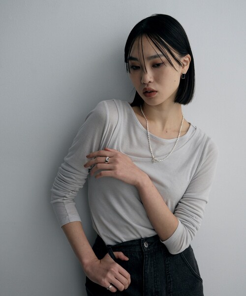 COCOSHNIK ONKITSCH(ココシュニックオンキッチュ)の「シルバー オニキス バケットカットフラットリング(リング・レディース・シルバー・14/12)」の7枚目の写真
