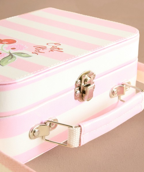 Cath Kidston（キャスキッドソン）の「キッズ クロスボディバッグ Cherry Stripe（ショルダーバッグ・キッズ・その他・FREE）」の3枚目の写真