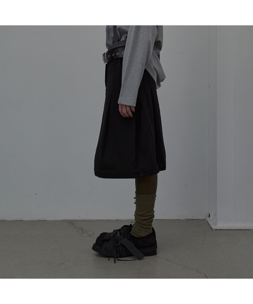 LCDC TM（エルシーディーシーティーエム）の「COTTON TAILORED MIDI SKIRT (BLACK)（スカート・レディース・その他・MEDIUM/SMALL）」の11枚目の写真