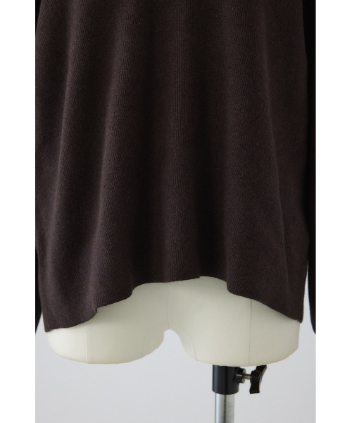 RIM.ARK（リムアーク）の「Toggle motif knit tops トグルモチーフニットトップス（ニット/セーター・レディース・ブラウン/ブラック/ダークグリーン・FREE）」の8枚目の写真
