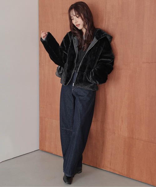 SUGAR BISKET(シュガービスケット)の「エコファー ジップパーカー(パーカー・レディース・ブラウン/ブラック/ダークグレー・フリー)」の12枚目の写真