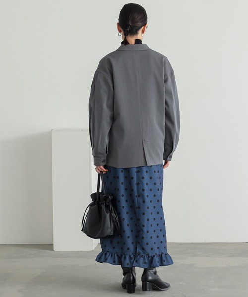 n'OrLABEL(ノアールレーベル)の「【セットアップ対応】『袖タックテーラードジャケット』(テーラードジャケット・レディース・ブラック/グレー・1/2)」の6枚目の写真